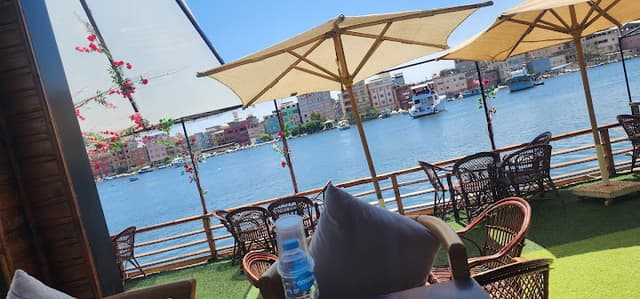 Camp Cafe and Resturant