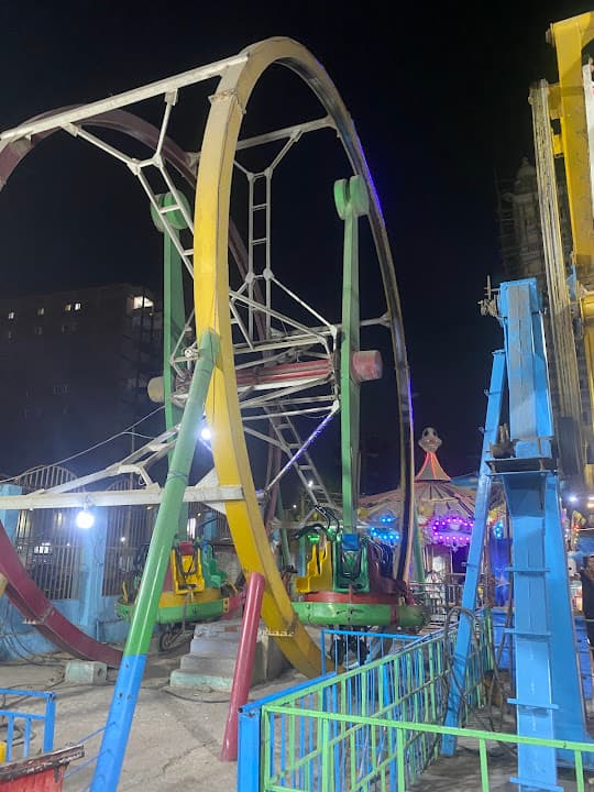 ملاهي الزاويه الحمراء